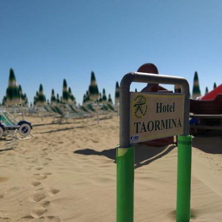 Hotel Taormina Lido di Jesolo Exterior foto
