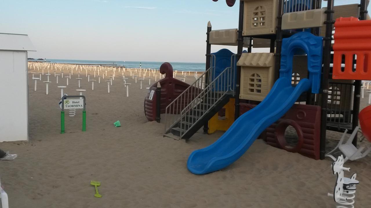 Hotel Taormina Lido di Jesolo Exterior foto